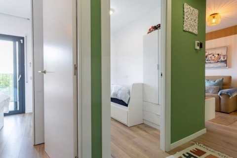 3 bedrooms apartment for sale in Salou, Tarragona, Catalonia, Spain № 7210 - photo 9