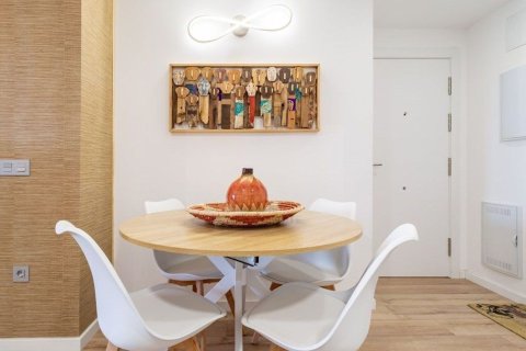 3 bedrooms apartment for sale in Salou, Tarragona, Catalonia, Spain № 7210 - photo 23