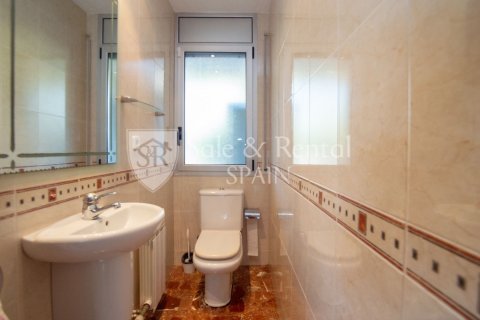 5 bedrooms house for sale in Lloret de Mar, Girona, Catalonia, Spain № 6709 - photo 13
