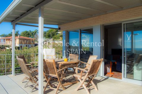 5 bedrooms house for sale in Lloret de Mar, Girona, Catalonia, Spain № 6709 - photo 9