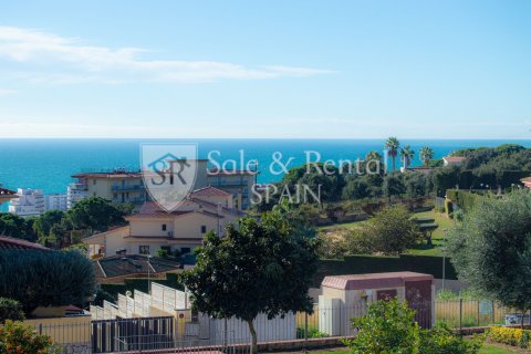 5 bedrooms house for sale in Lloret de Mar, Girona, Catalonia, Spain № 6709 - photo 12