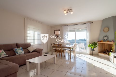 3 bedrooms house for sale in Lloret de Mar, Girona, Catalonia, Spain № 6710 - photo 3