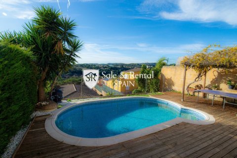3 bedrooms house for sale in Lloret de Mar, Girona, Catalonia, Spain № 6710 - photo 25