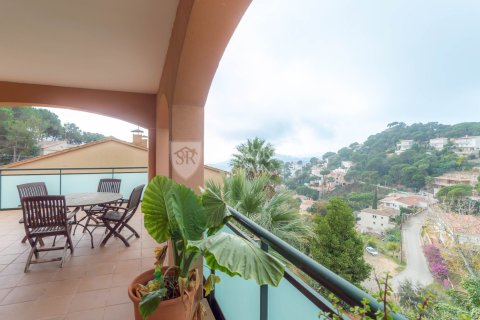 5 bedrooms house for sale in Lloret de Mar, Girona, Catalonia, Spain № 6711 - photo 17
