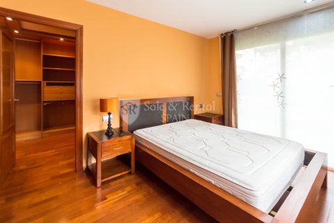 5 bedrooms house for sale in Lloret de Mar, Girona, Catalonia, Spain № 6711 - photo 22