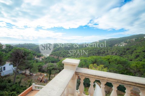 5 bedrooms house for sale in Lloret de Mar, Girona, Catalonia, Spain № 6705 - photo 8