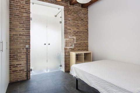 Apartamento de 2 dormitorios en alquiler en Barcelona, Cataluña, Spain № 7165 - foto 9