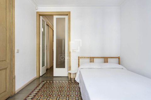 Apartamento de 2 dormitorios en alquiler en Barcelona, Cataluña, Spain № 7165 - foto 17