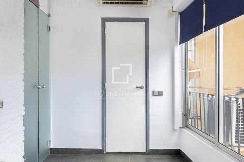 Apartamento de 2 dormitorios en alquiler en Barcelona, Cataluña, Spain № 7165 - foto 5