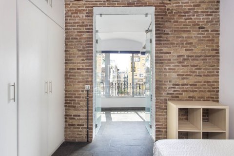 Apartamento de 2 dormitorios en alquiler en Barcelona, Cataluña, Spain № 7165 - foto 8
