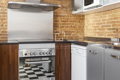 Apartamento de 2 dormitorios en alquiler en Barcelona, Cataluña, Spain № 7165 - foto 23