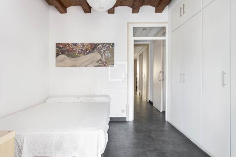 Apartamento de 2 dormitorios en alquiler en Barcelona, Cataluña, Spain № 7165 - foto 10