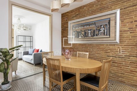 Apartamento de 2 dormitorios en alquiler en Barcelona, Cataluña, Spain № 7165 - foto 25