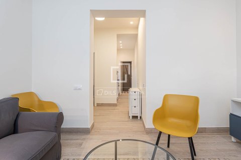 Apartamento de 2 dormitorios en alquiler en Barcelona, Cataluña, Spain № 7160 - foto 29