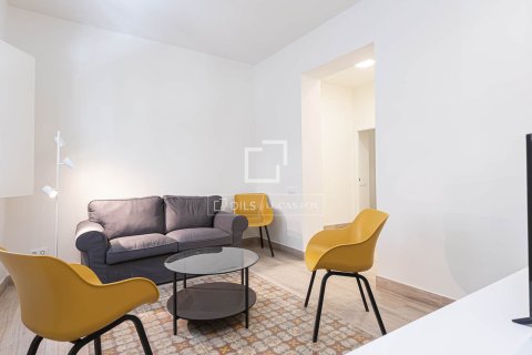 Apartamento de 2 dormitorios en alquiler en Barcelona, Cataluña, Spain № 7160 - foto 28