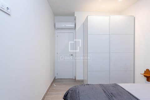 Apartamento de 2 dormitorios en alquiler en Barcelona, Cataluña, Spain № 7160 - foto 24