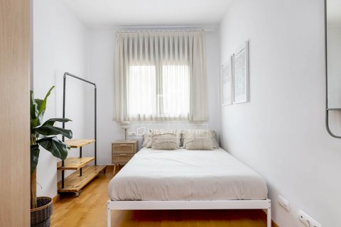 Villa de 3 dormitorios en alquiler en Barcelona, Cataluña, Spain № 7163 - foto 13