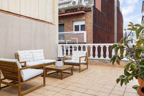 Villa de 3 dormitorios en alquiler en Barcelona, Cataluña, Spain № 7163