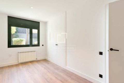 Снять в аренду виллу в Кастельдефельс, Испания с 5 спален, 592м², № 7164 - фото 16
