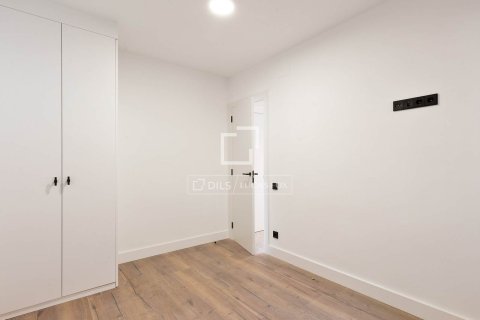 Снять в аренду виллу в Кастельдефельс, Испания с 5 спален, 592м², № 7164 - фото 11