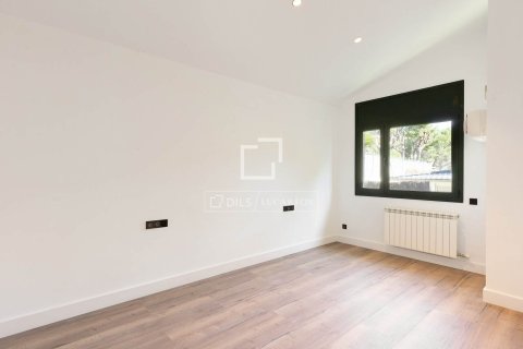 Снять в аренду виллу в Кастельдефельс, Испания с 5 спален, 592м², № 7164 - фото 5