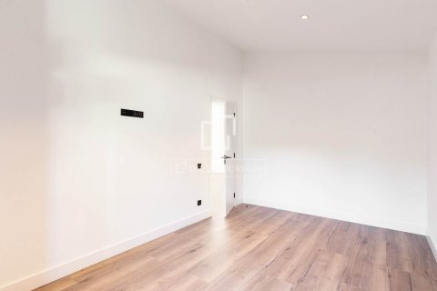 Снять в аренду виллу в Кастельдефельс, Испания с 5 спален, 592м², № 7164 - фото 3