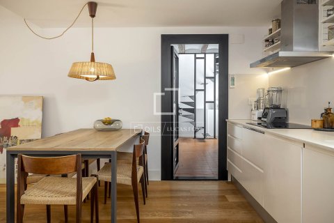 2 bedrooms penthouse for rent in Barcelona, Catalonia, Spain № 7162 - photo 6