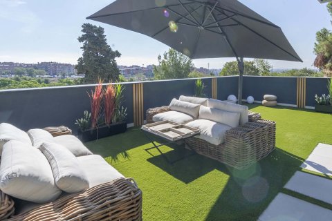 2 chambres apartment à vendre à El Mirador II Esplugues de Llobregat, Barcelona, Catalonia, Spain № 3684 - photo 8