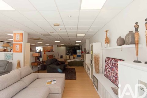 500 sq.m. commercial property for rent in Vilanova i la Geltru, Barcelona, Catalonia, Spain № 7587 - photo 13