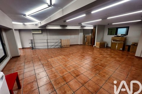 Снять в аренду коммерческую недвижимость в Валлирана, Испания 150м², № 7591 - фото 12