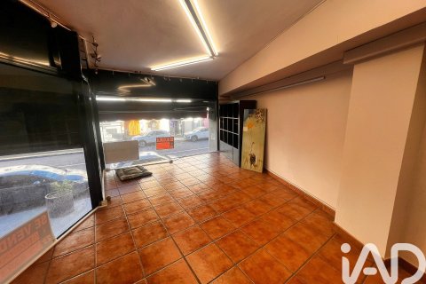 Снять в аренду коммерческую недвижимость в Валлирана, Испания 150м², № 7591 - фото 9