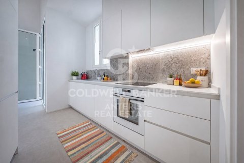 Купить дуплекс в Л'Оспиталет-де-Льобрегат, Испания с 2 спальни, 116м², № 5298 - фото 13