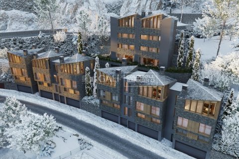 4 bedrooms house for sale in Principado De Andorra (Ninguna Poblacion Tiene C.P.), Lleida, Catalonia, Spain № 5297 - photo 13