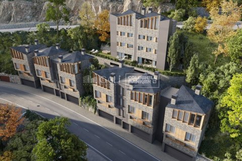 4 bedrooms house for sale in Principado De Andorra (Ninguna Poblacion Tiene C.P.), Lleida, Catalonia, Spain № 5297 - photo 7