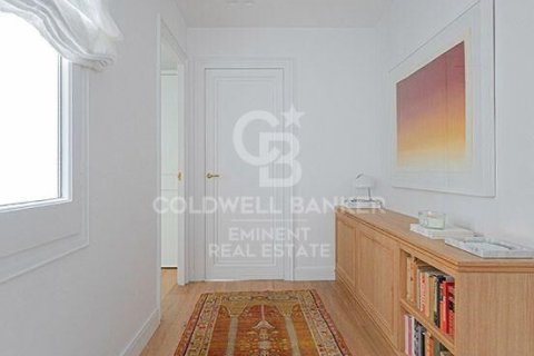 2 bedrooms apartment for sale in Barcelona, Catalonia, Spain № 5296 - photo 9