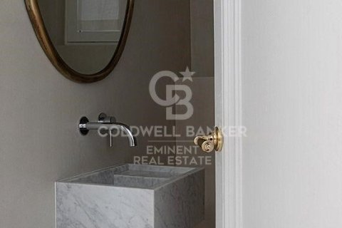 2 bedrooms apartment for sale in Barcelona, Catalonia, Spain № 5296 - photo 12