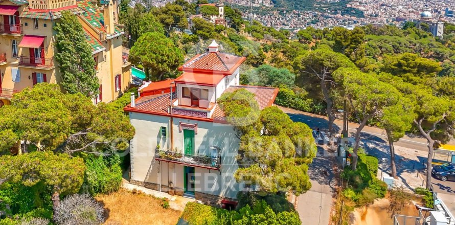 8 bedrooms villa for sale in Barcelona, Catalonia, Spain № 5595