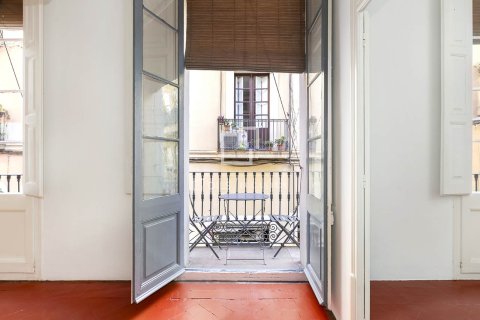 Villa de 2 dormitorios en alquiler en Barcelona, Cataluña, Spain № 4597 - foto 13