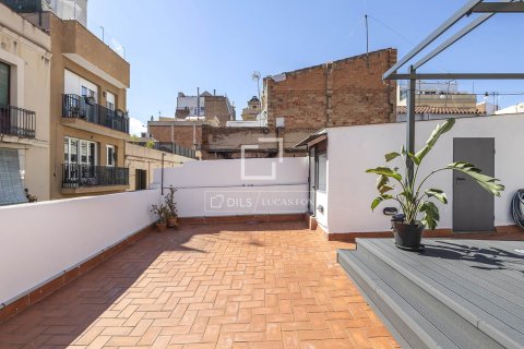 Villa de 2 dormitorios en alquiler en Barcelona, Cataluña, Spain № 4597 - foto 6