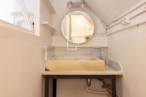 Villa de 2 dormitorios en alquiler en Barcelona, Cataluña, Spain № 4597 - foto 16