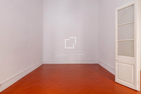 Villa de 2 dormitorios en alquiler en Barcelona, Cataluña, Spain № 4597 - foto 20