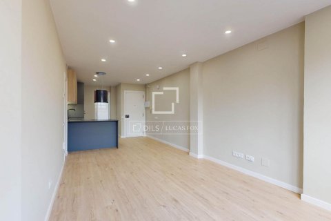 Apartamento de 3 dormitorios en venta en Barcelona, Cataluña, Spain № 4599 - foto 11