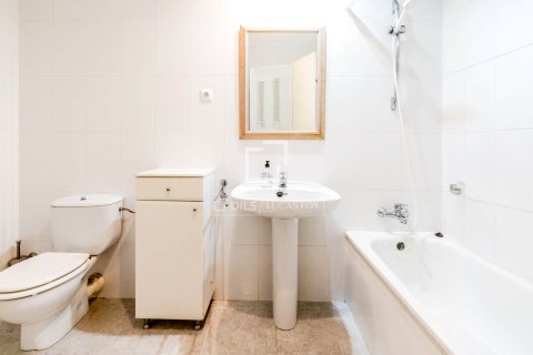 Apartamento de 2 dormitorios en venta en Sitges, Barcelona, Cataluña, Spain № 4598 - foto 7