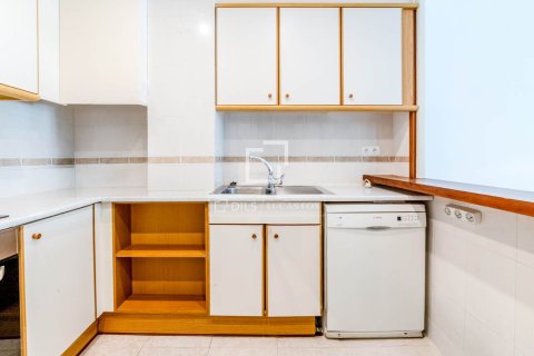 Apartamento de 2 dormitorios en venta en Sitges, Barcelona, Cataluña, Spain № 4598 - foto 10