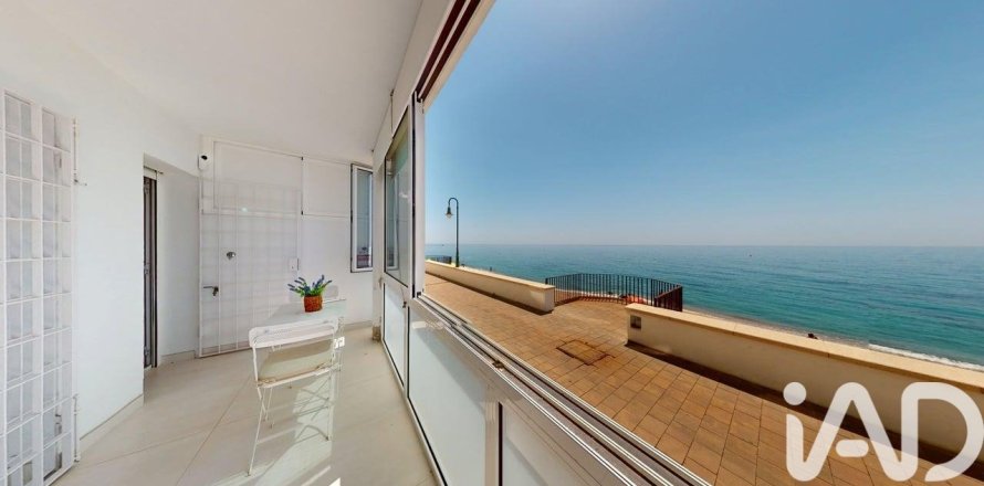 3 bedrooms apartment for sale in Sant Pol de Mar, Barcelona, Catalonia, Spain № 7310