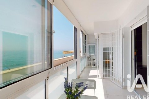 3 bedrooms apartment for sale in Sant Pol de Mar, Barcelona, Catalonia, Spain № 7310 - photo 11
