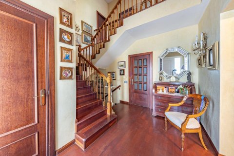 Сasa de 5 dormitorios en venta en Sant Cugat del Vallès, Barcelona, Cataluña, Spain № 7307 - foto 28