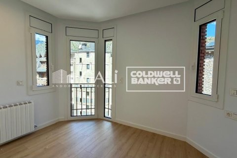 Снять в аренду квартиру в Андорра, Испания с 3 спальни, 113м², № 8007 - фото 16