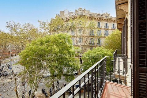 Снять в аренду квартиру в Барселона, Испания с 6 спален, 202м², № 8011 - фото 6