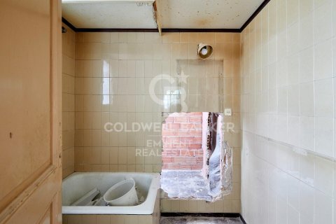 Снять в аренду квартиру в Барселона, Испания с 6 спален, 202м², № 8011 - фото 26
